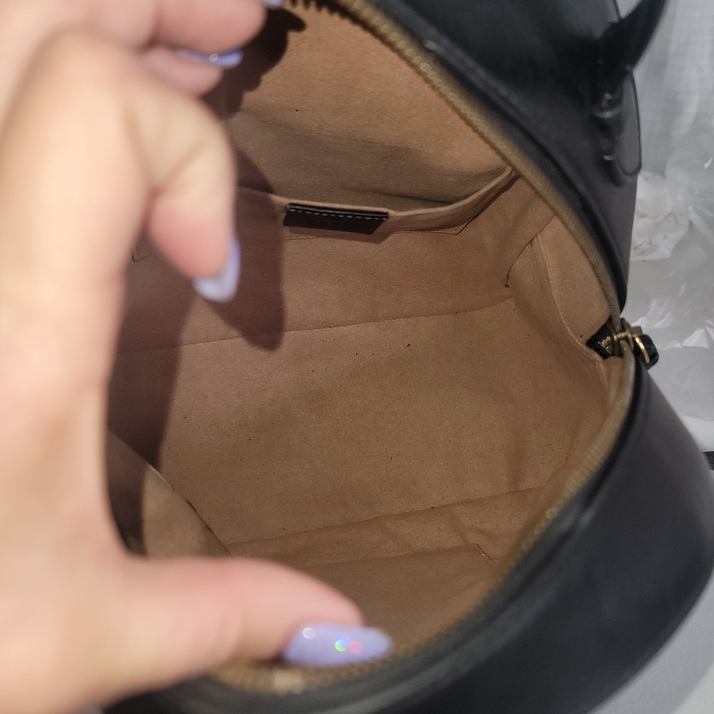 Gucci Black Matelasse Leather GG Marmont Backpack - Picture 9 of 15